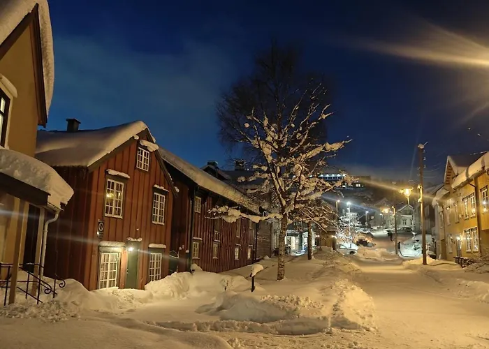 Stylish With Panoramic Views Tromsø
